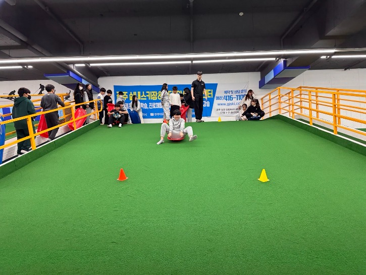 KakaoTalk_20231218_162449949_14.jpg