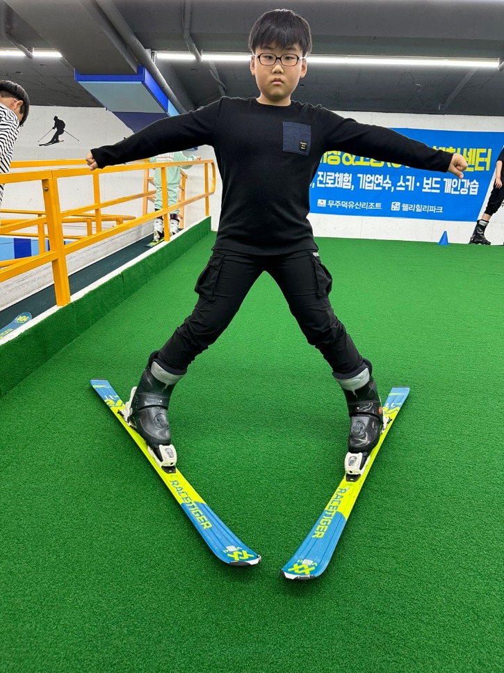 KakaoTalk_20230429_174626820_06.jpg