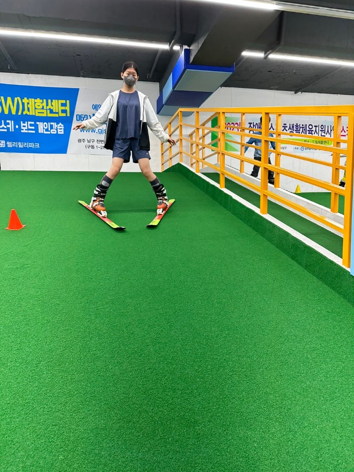 KakaoTalk_20230422_181031475_05.jpg