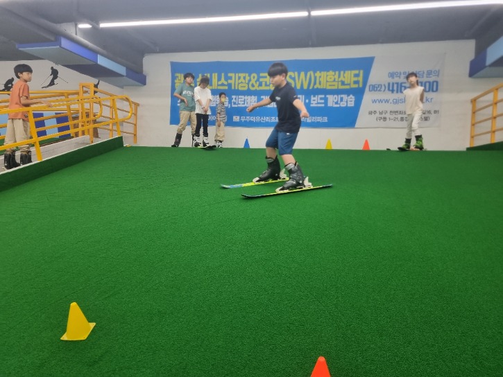 KakaoTalk_20230701_153954409_05.jpg