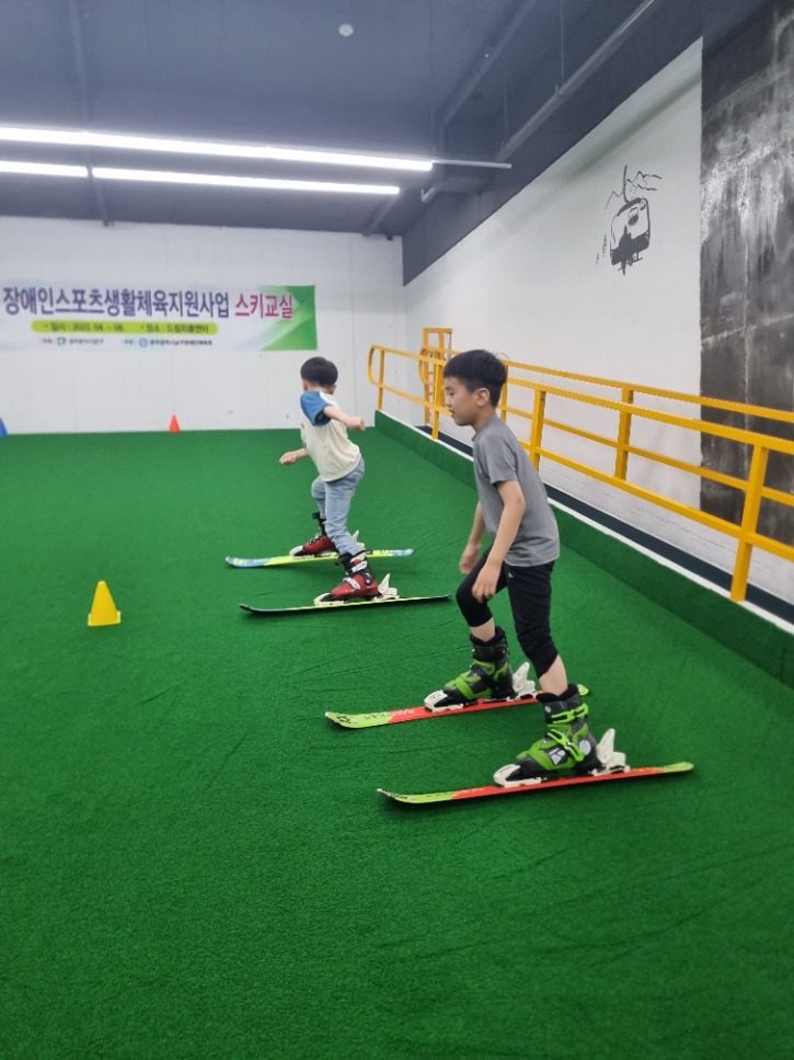 KakaoTalk_20230610_173853755_05.jpg