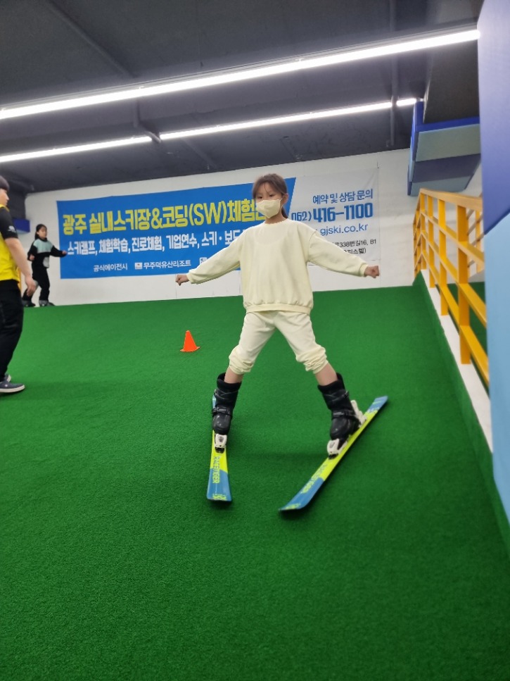 KakaoTalk_20230422_175059511_07.jpg
