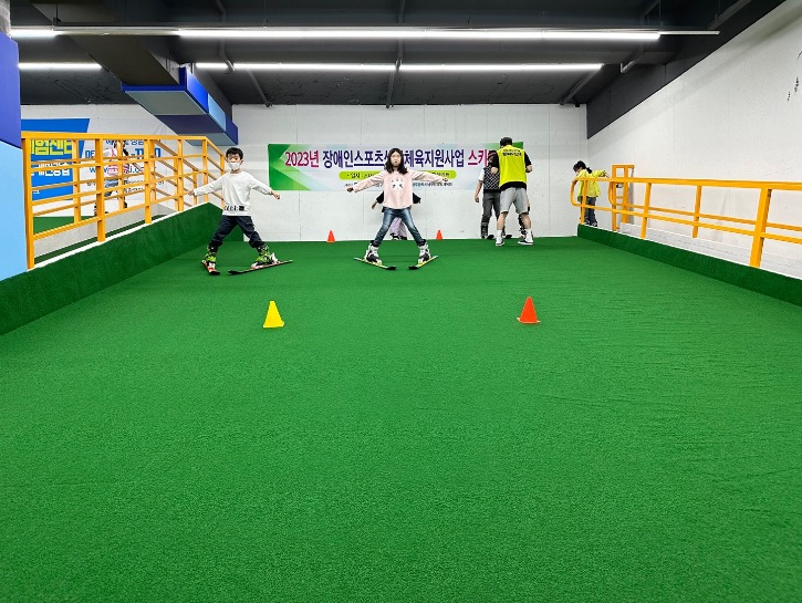 KakaoTalk_20230513_174102805_06.jpg