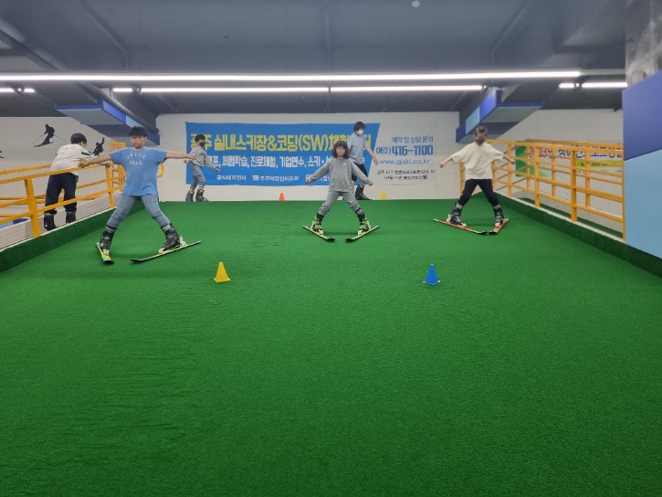 KakaoTalk_20230506_123729246_06.jpg