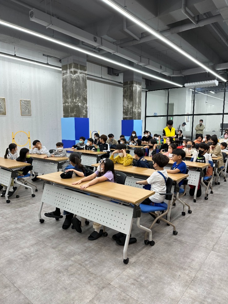 KakaoTalk_20230422_175839238_02.jpg