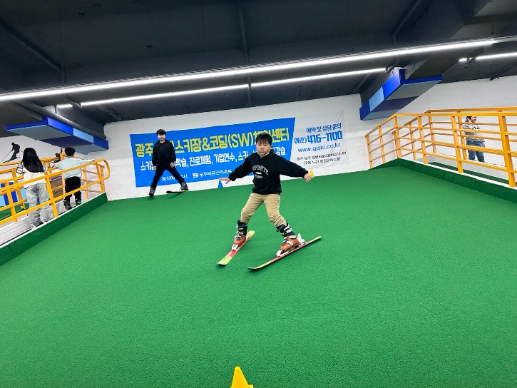 KakaoTalk_20231219_173109385_06.jpg