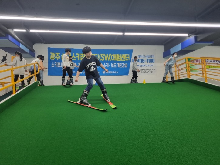 KakaoTalk_20230506_175137994_18.jpg