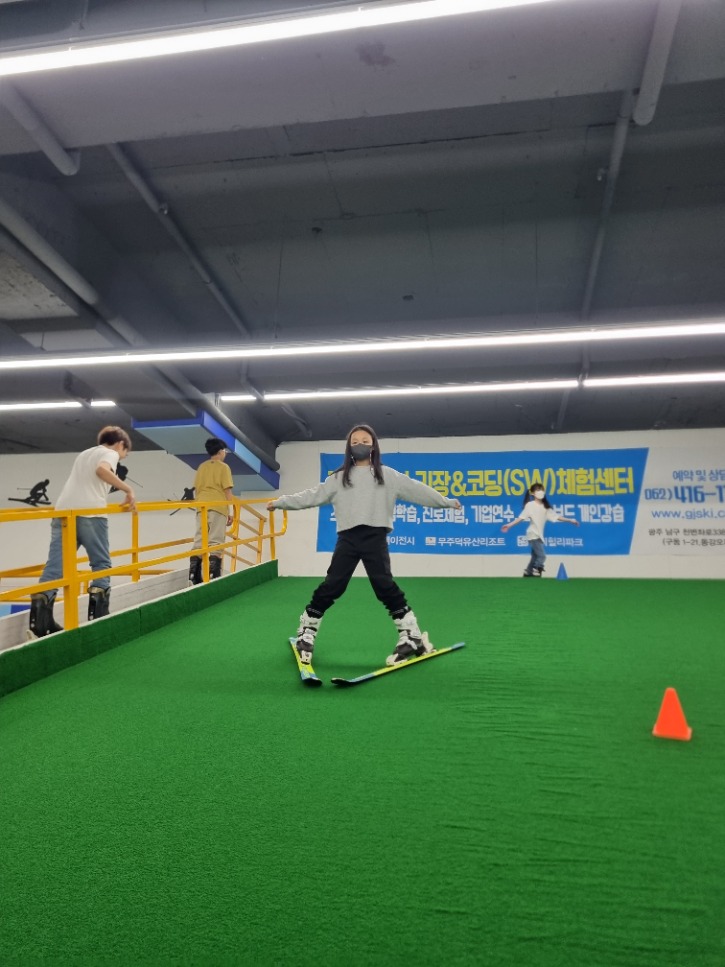 KakaoTalk_20230429_153944909_21.jpg