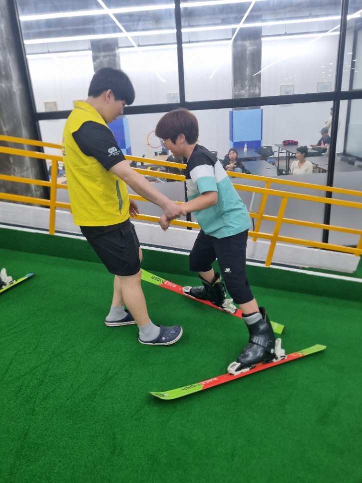 KakaoTalk_20230610_155352461_06.jpg