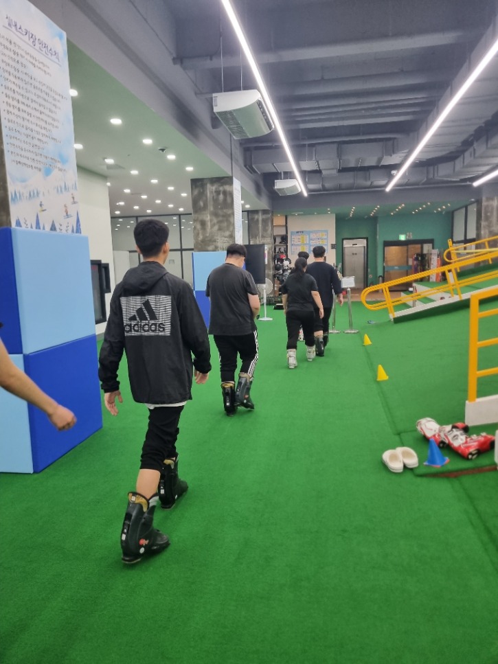KakaoTalk_20230618_122619773_05.jpg