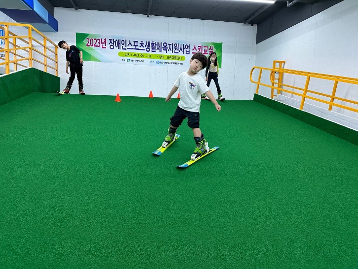 KakaoTalk_20230520_175652239_05.jpg