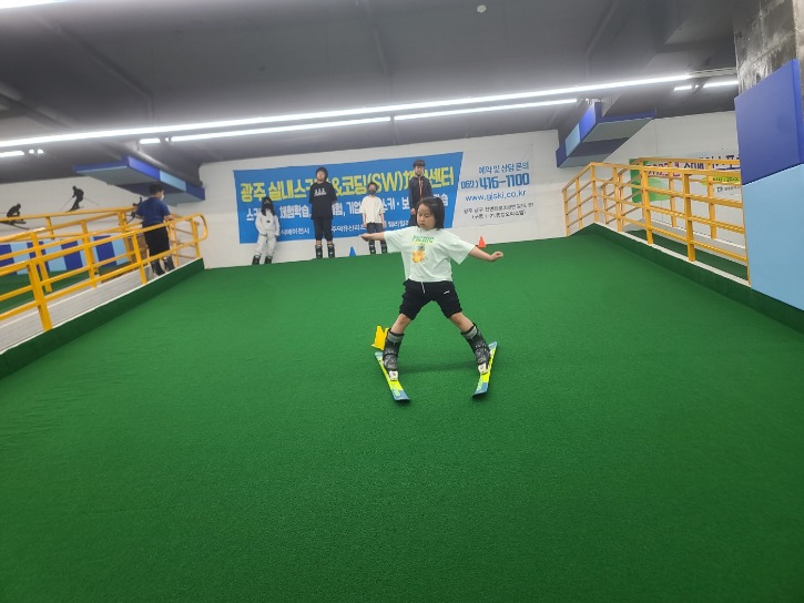 KakaoTalk_20230513_123840963_06.jpg