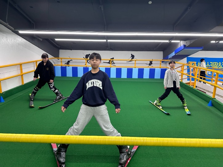 KakaoTalk_20231219_172447942_02.jpg