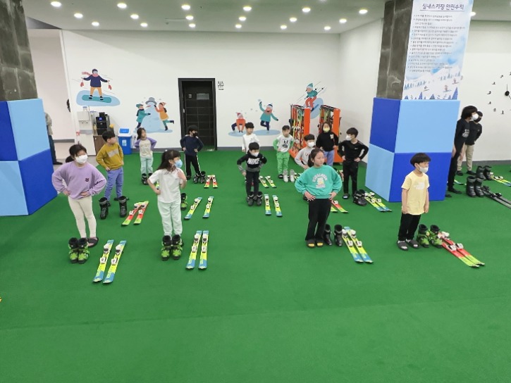 KakaoTalk_20230422_175636661_04.jpg