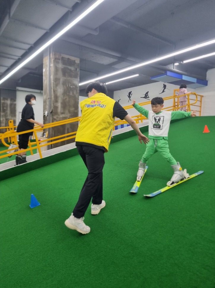 KakaoTalk_20230422_134225327_06.jpg