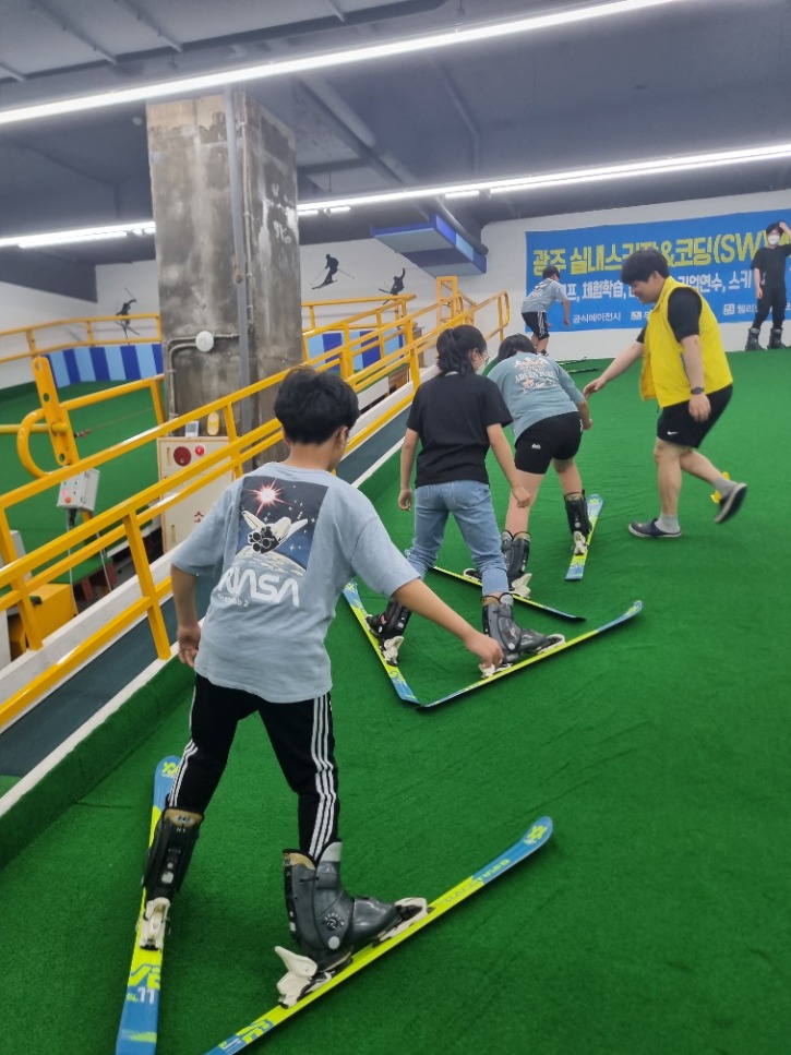 KakaoTalk_20230610_173853755_02.jpg