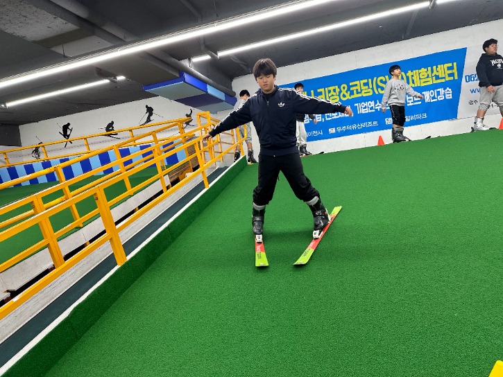 KakaoTalk_20231129_150611466_09.jpg