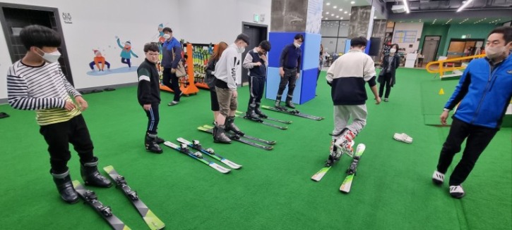 KakaoTalk_20230417_223825187_06.jpg