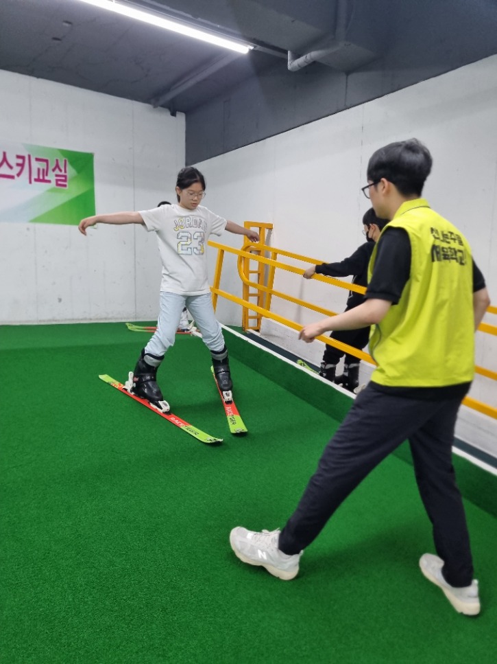 KakaoTalk_20230422_175059511_01.jpg