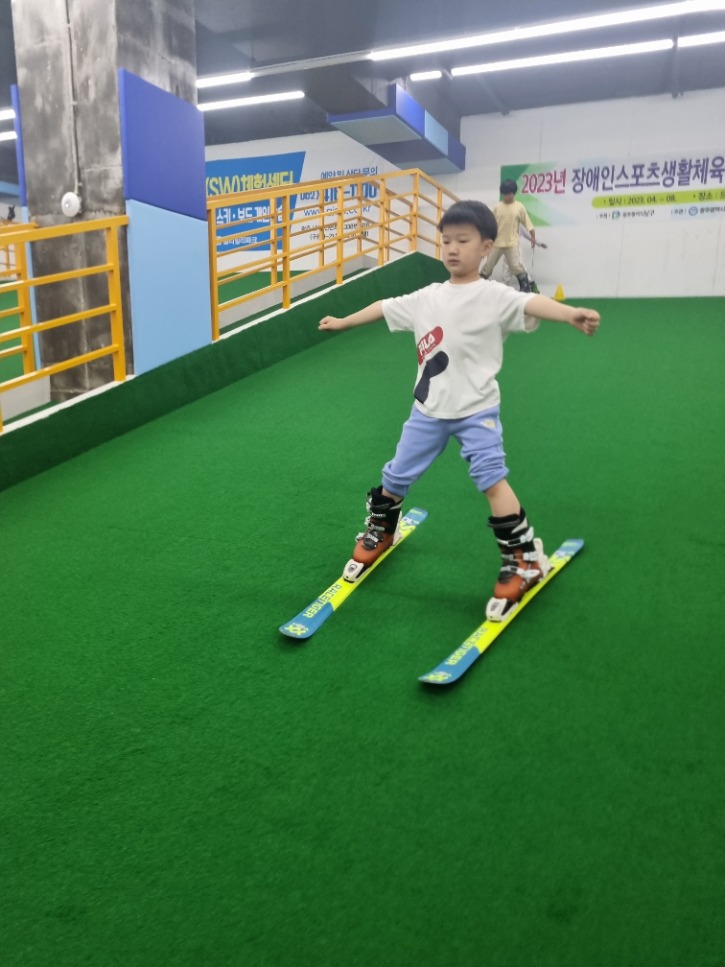 KakaoTalk_20230429_124648237_04.jpg