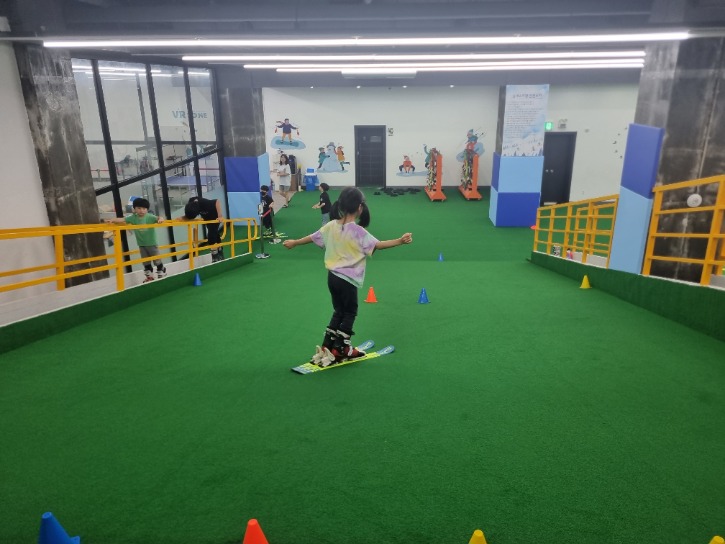 KakaoTalk_20230701_123602726_09.jpg