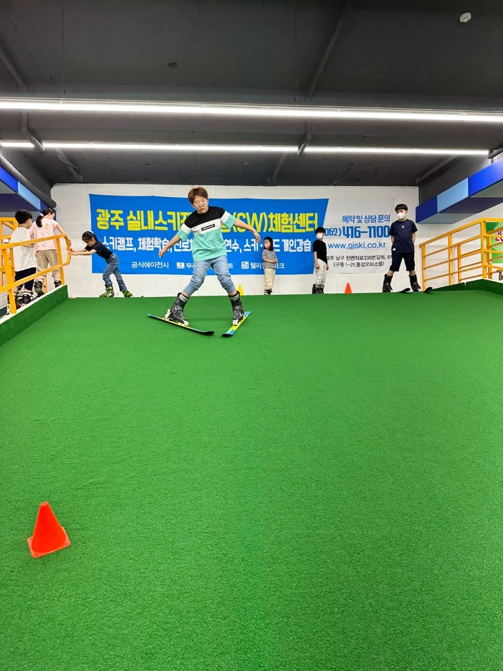 KakaoTalk_20230520_175652239_02.jpg