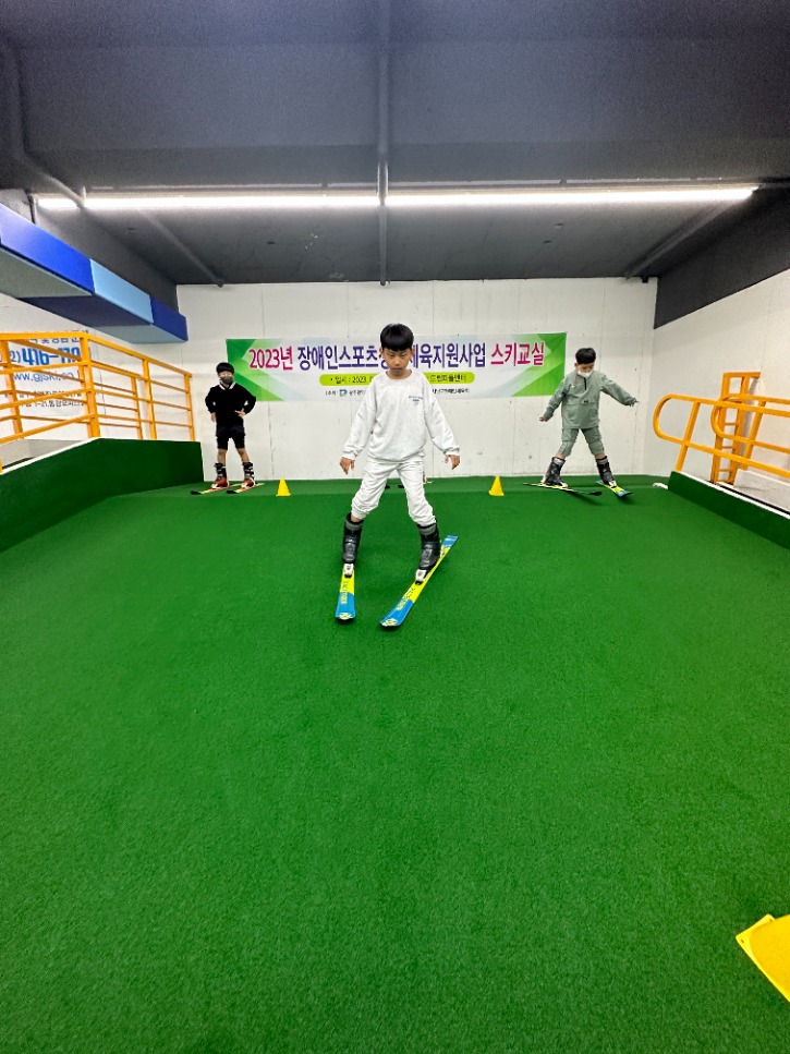 KakaoTalk_20230422_175839238_29.jpg