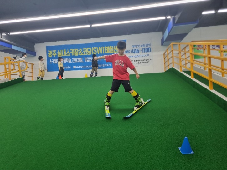 KakaoTalk_20230506_104622910_25.jpg