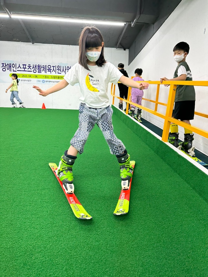 KakaoTalk_20230520_175135235_08.jpg
