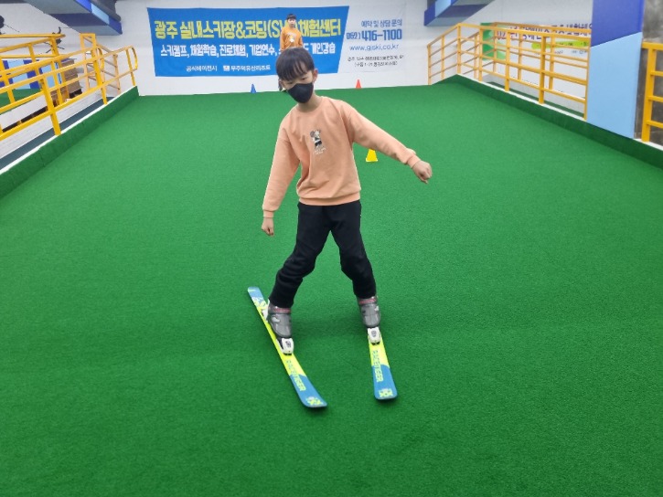 KakaoTalk_20230513_173829448_06.jpg