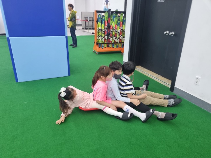 KakaoTalk_20230513_104246977_05.jpg