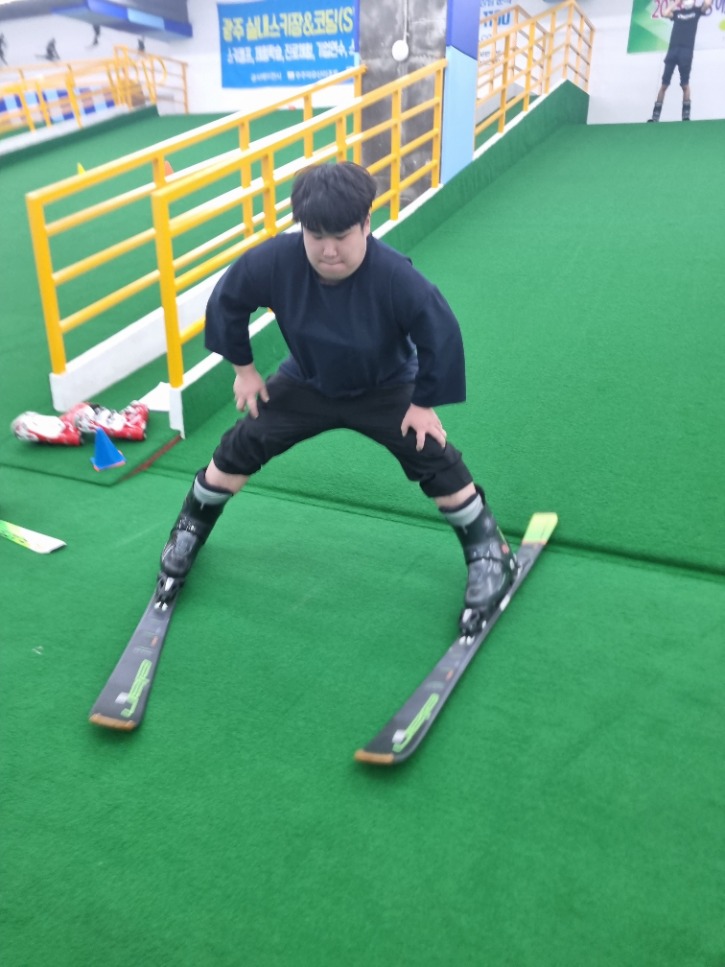 KakaoTalk_20230618_122729639_03.jpg