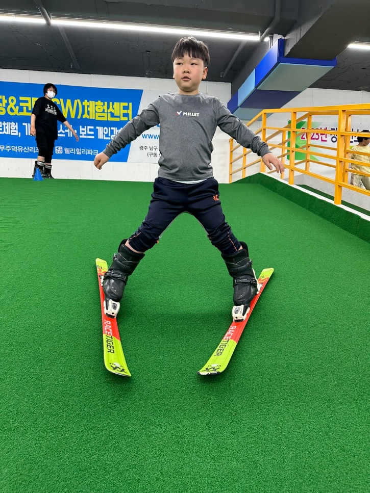 KakaoTalk_20230429_174626820_07.jpg