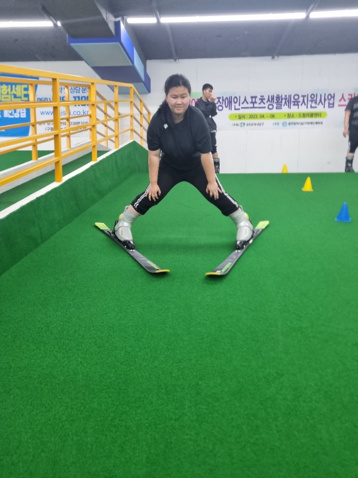 KakaoTalk_20230618_122729639_09.jpg