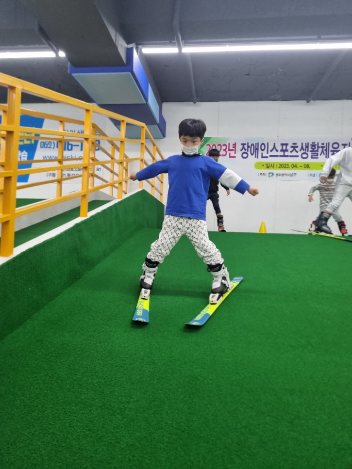 KakaoTalk_20230422_174544582_09.jpg