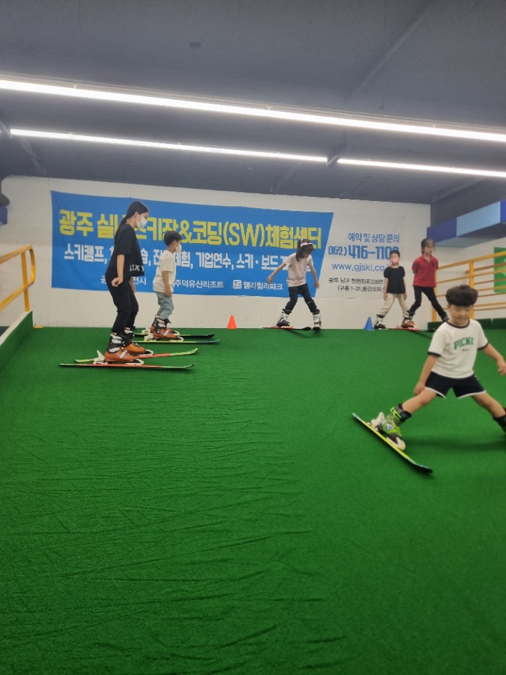 KakaoTalk_20230610_155352461_04.jpg