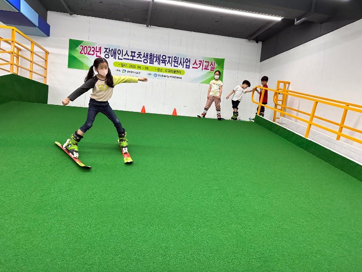 KakaoTalk_20230520_175652239_09.jpg
