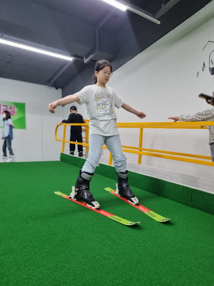 KakaoTalk_20230422_175059511_02.jpg